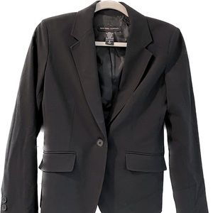 Jones New York- black blazer